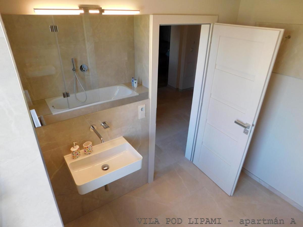 Vila Pod Lipami Apartment Bruntál Exterior foto